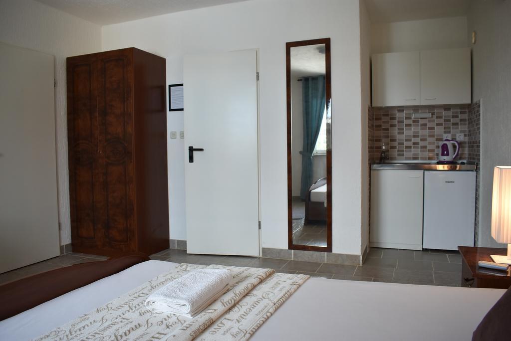Apartments Zara Екстер'єр фото